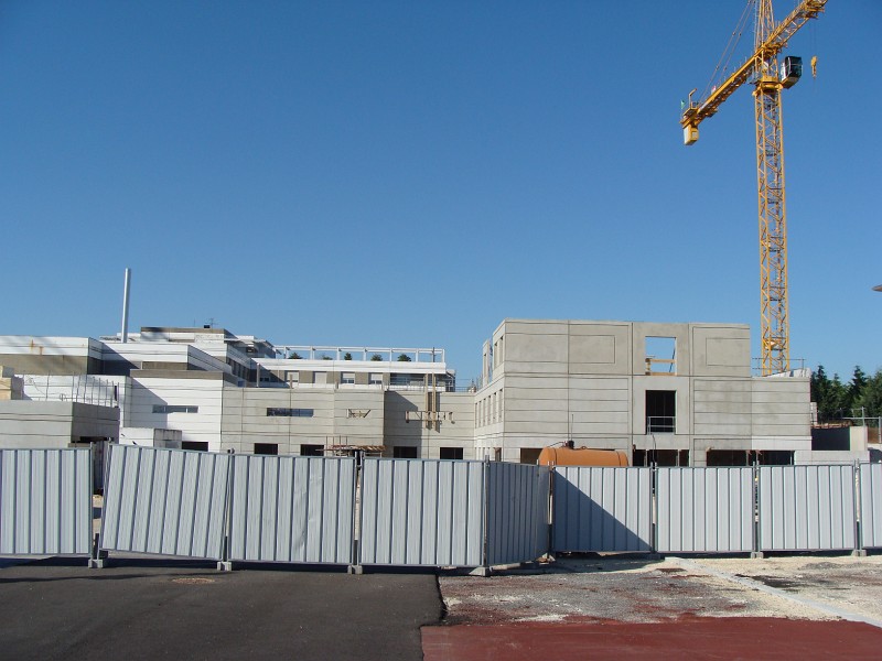 DSC01239.JPG - Aile Est et vue de l'extension du bloc.